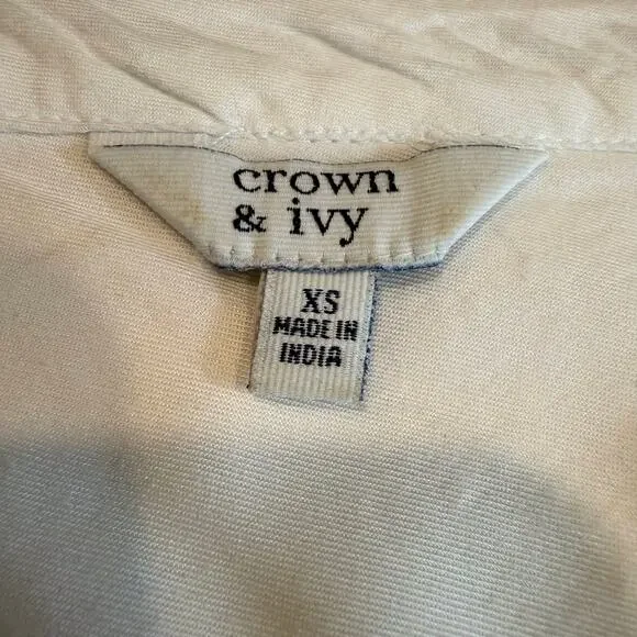 Crown & Ivy White Long Sleeve Pop Over Top Button V Neck Loose Flattering Fit - Picture 7 of 16